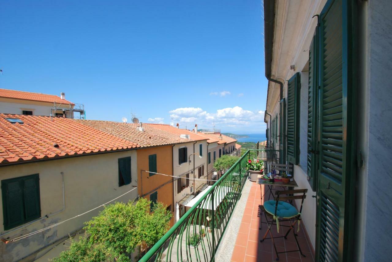 Casa Lidia - Centrale Con Balcone Vista Mare E Aria Condizionata Capoliveri  Exterior foto
